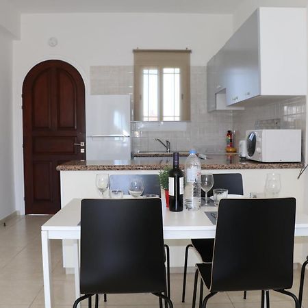 Cyking 2 Bed Apartment With Pool & 10 Min To Beach Pafos Exterior foto
