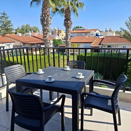 Cyking 2 Bed Apartment With Pool & 10 Min To Beach Pafos Exterior foto