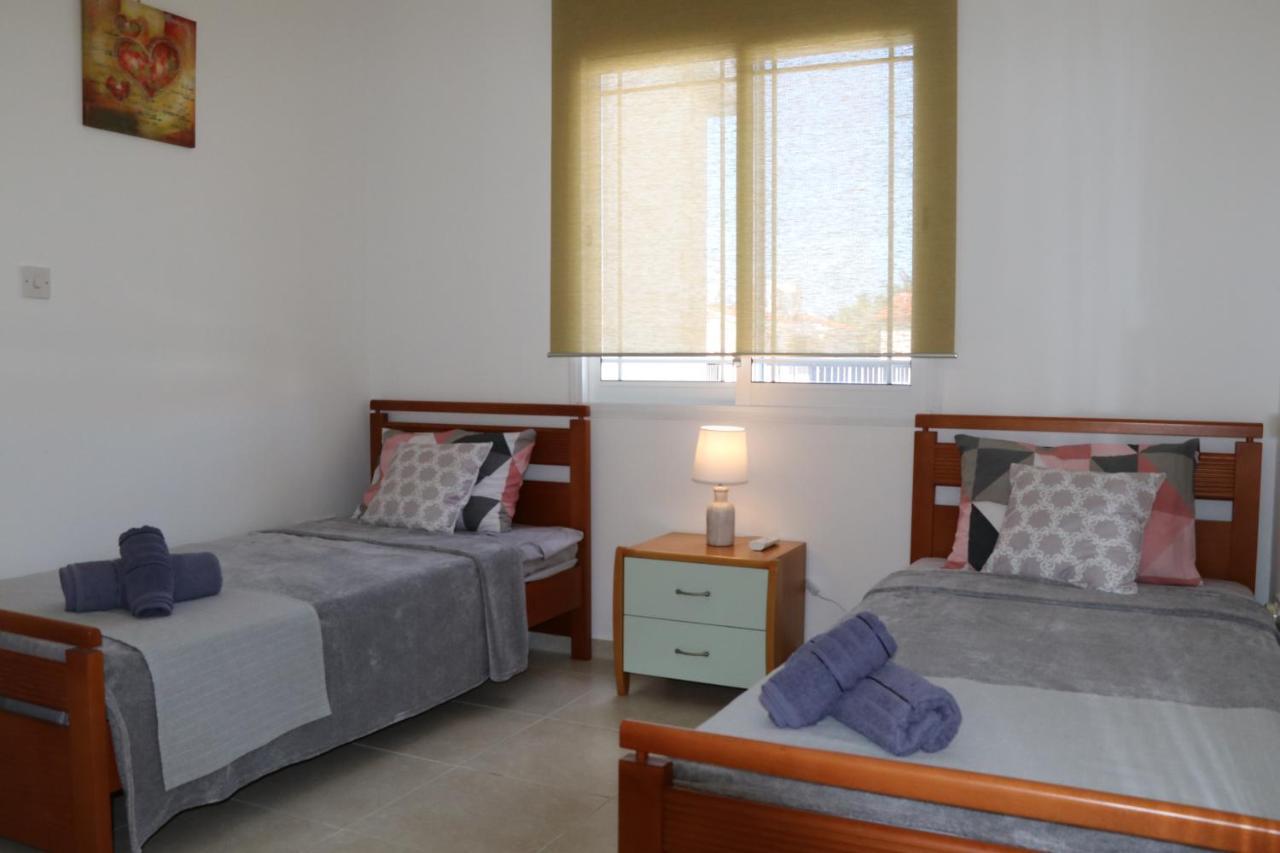 Cyking 2 Bed Apartment With Pool & 10 Min To Beach Pafos Exterior foto