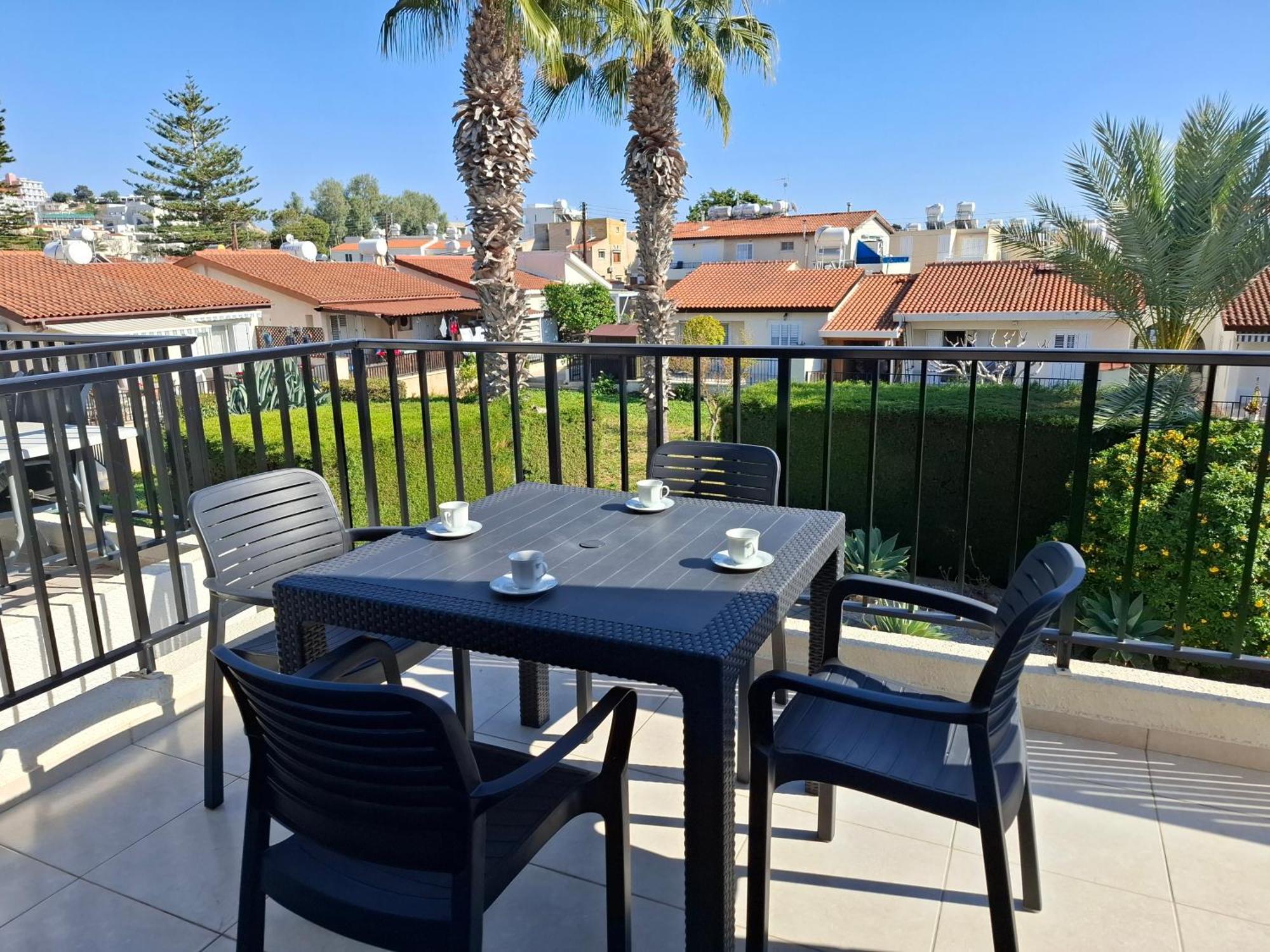 Cyking 2 Bed Apartment With Pool & 10 Min To Beach Pafos Exterior foto